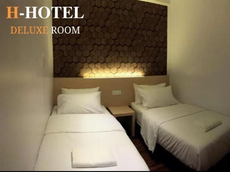 H Hotel Сегамат Экстерьер фото