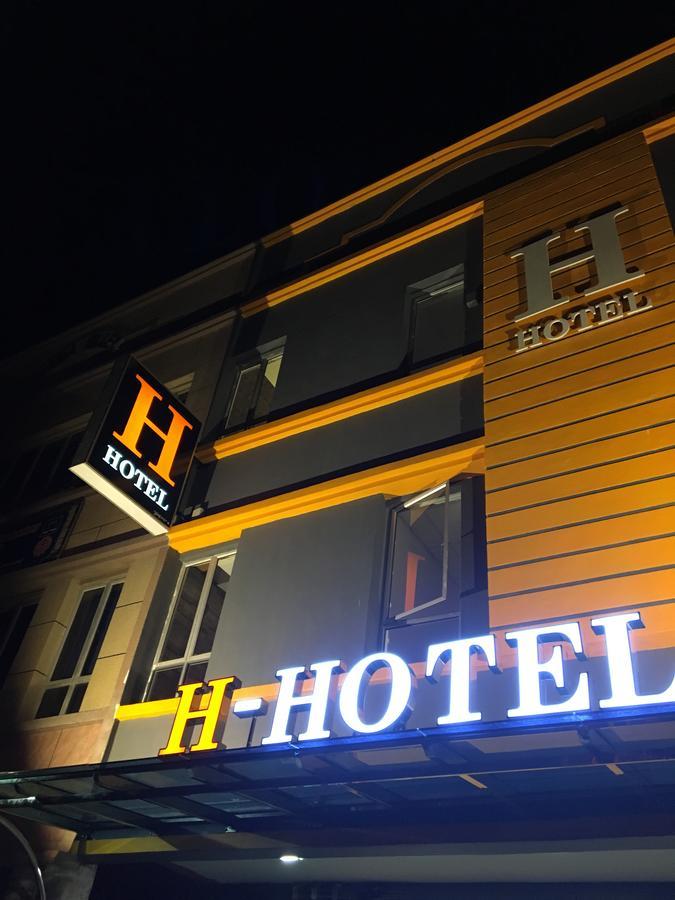 H Hotel Сегамат Экстерьер фото